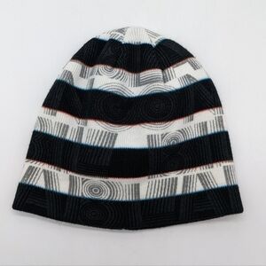 ✨3/$15 Billabong black white beanie hat